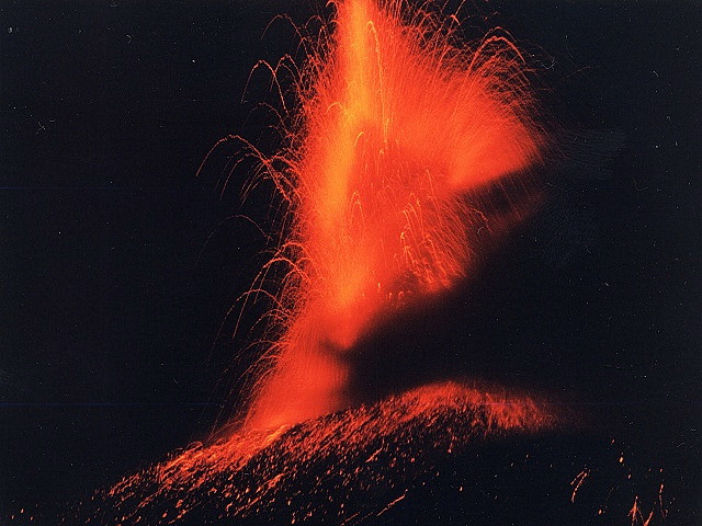 Etna eruption in 2002